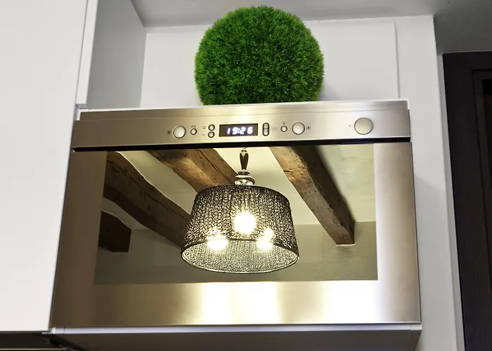 마르게리타 하우스 3*